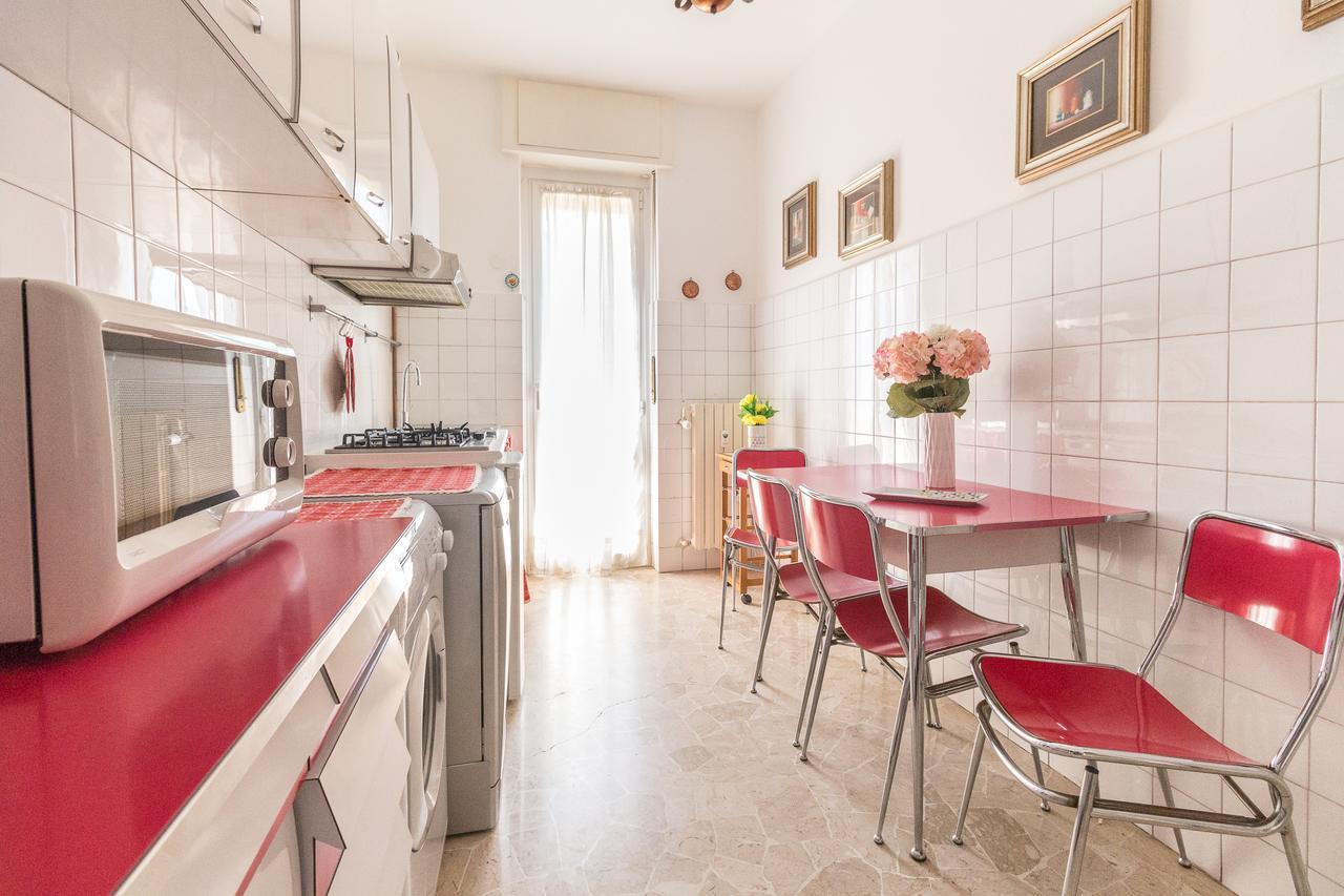 Alessia'S Flat- Sondrio M3 Apartment Milan Luaran gambar