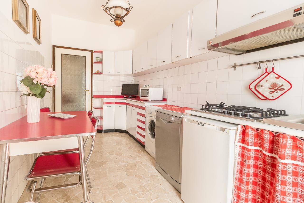 Alessia'S Flat- Sondrio M3 Apartment Milan Luaran gambar